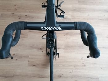 Used Canyon Aeroad CF SL Disc 8.0 Di2 2019 Road & Gravel — image 2 of 11