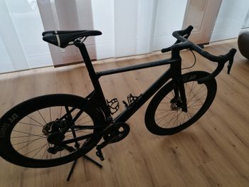 Used Canyon Aeroad CF SL Disc 8.0 Di2 2019 Road & Gravel — image 4 of 11