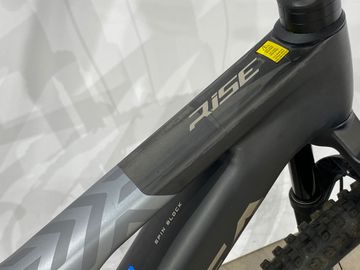 Gebrauchtes Orbea RISE M20 2024 2024 Mountainbike, Hellgrau, 29 — Bild 4 von 5