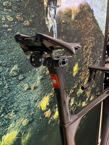 Used Merida REACTO 8000-E 2021 2021 Road & Gravel, Black — image 6 of 11