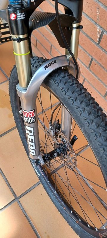 Used Trek Fuel EX 8 2005 2005 Mountainbike, Light Gray, 26 — image 4 of 10