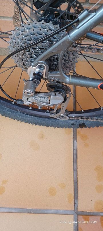 Used Trek Fuel EX 8 2005 2005 Mountainbike, Light Gray, 26 — image 3 of 10