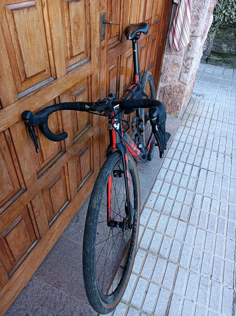 Used BH RX TEAM 5.0 2022 2022 Road & Gravel, Black — image 2 of 5