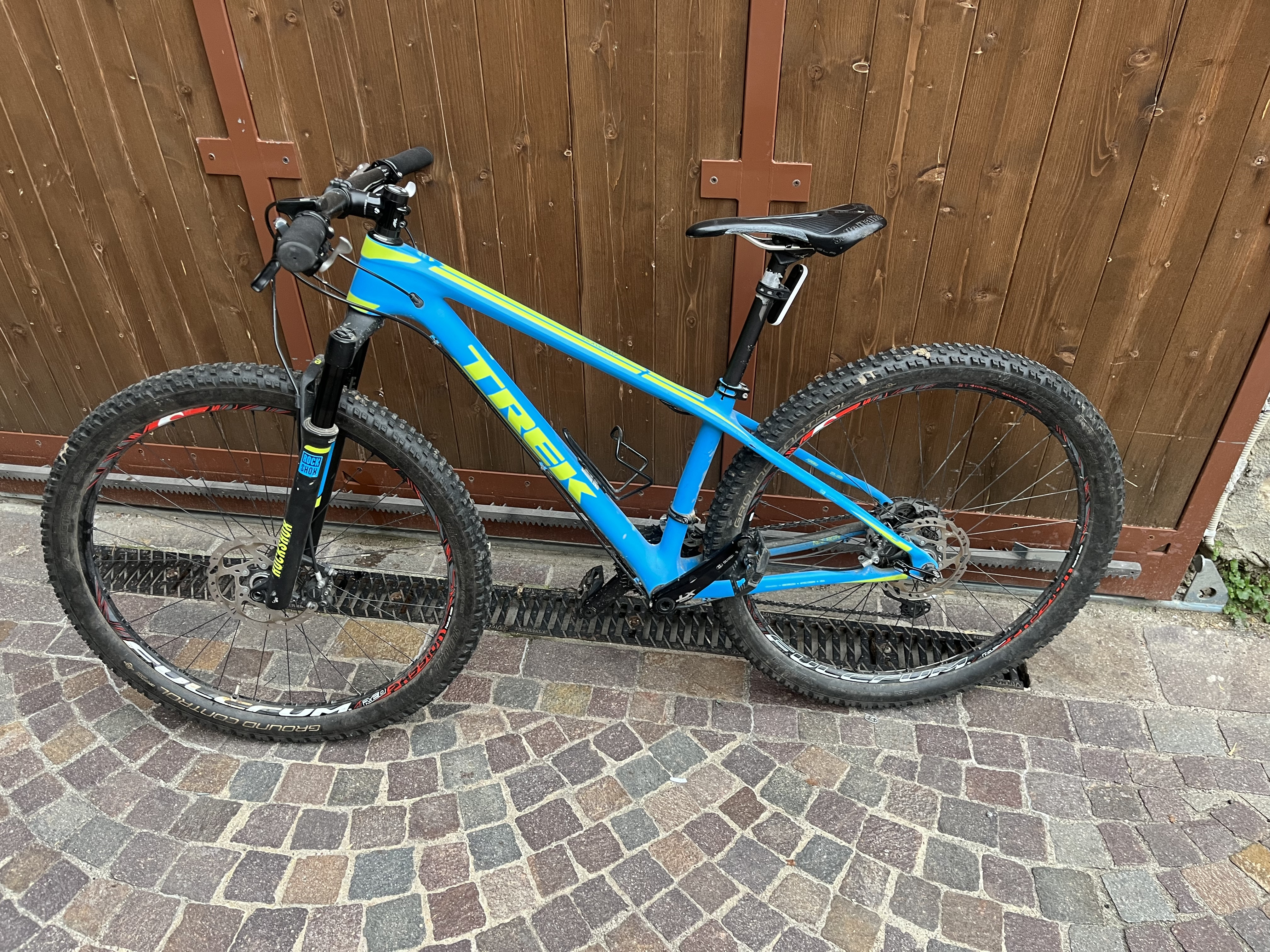 Trek superfly 9.8 clearance 2017