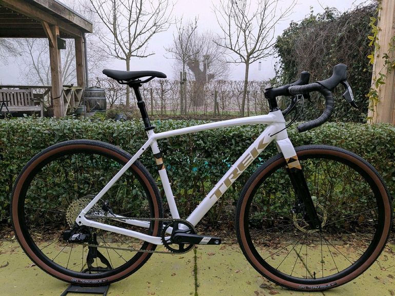Used Trek Checkpoint ALR 5 AXS 2024 2024 Road & Gravel — image 1 of 12