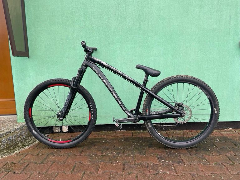 Used Dartmoor Hornet 2020 2020 Mountainbike, Schwarz, 27.5 — image 4 of 5