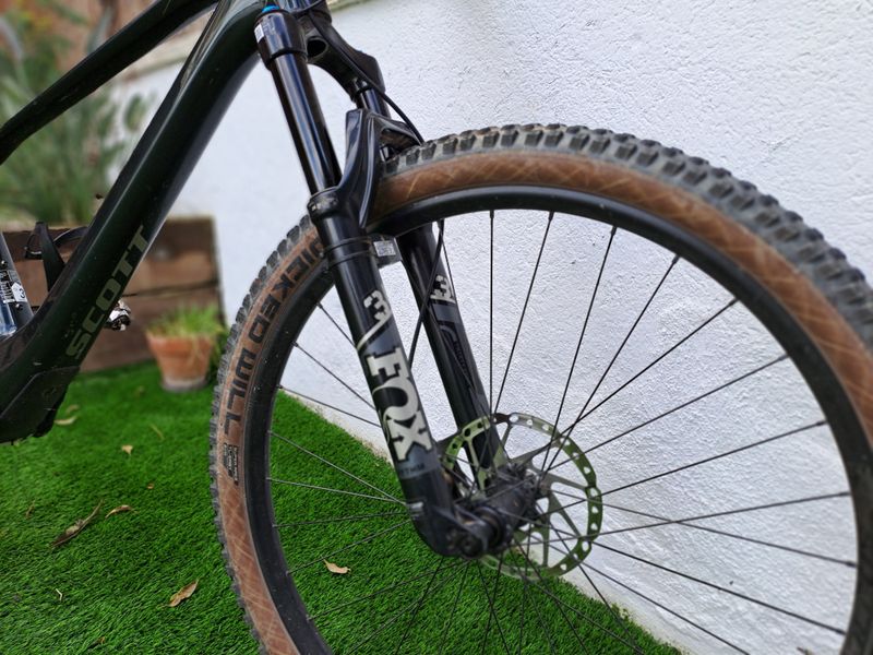 Použité Scott Spark 930 2023 2023 Mountainbike — obrázek 2 z 25