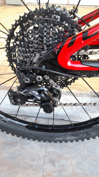 Used Cannondale Trigger 4 2017 Mountainbike, Red — image 5 of 9