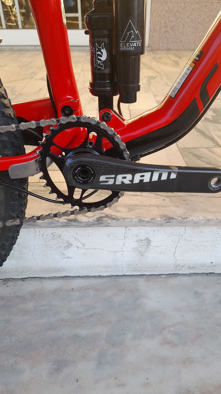 Used Cannondale Trigger 4 2017 Mountainbike, Red — image 3 of 9