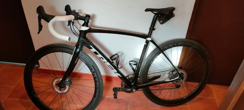 Trek Domane SL 6 Disc 2017 2017 Road & Gravel d'occasion — image 1 sur 4