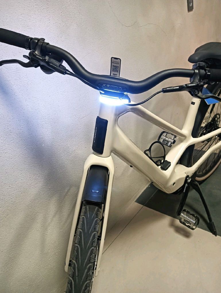 Used Orbea DIEM 20 2024 2024 2024 Urban, White — image 3 of 4