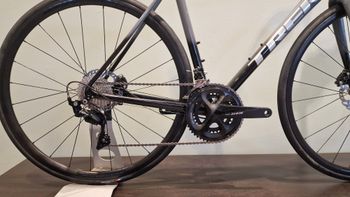 Used Trek Émonda ALR 5 2021 2021 Road & Gravel, Light Gray — image 2 of 6