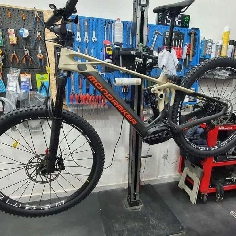 Brugt Mondraker CRAFTY CARBON R 2023 2023 Mountainbike — billede 2 af 3