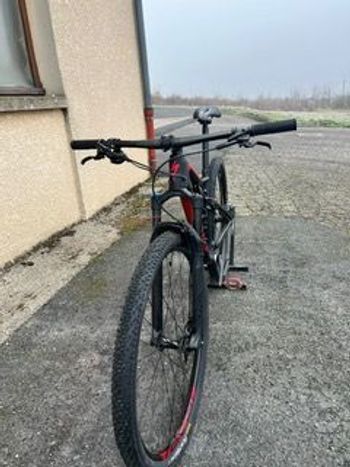 Used Specialized Épic comp carbone 2018 Mountainbike, Black — image 7 of 11