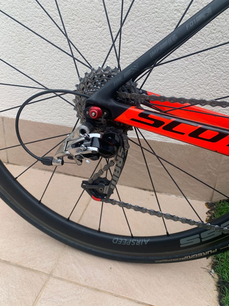 Used Scott Foil 20 2017 Road & Gravel, Red — image 4 of 4