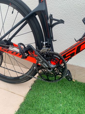 Used Scott Foil 20 2017 Road & Gravel, Red — image 3 of 4
