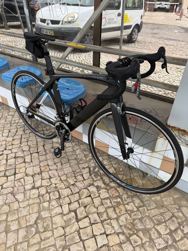Used Trek Madone SRAM Red 2016 Road & Gravel — image 2 of 7