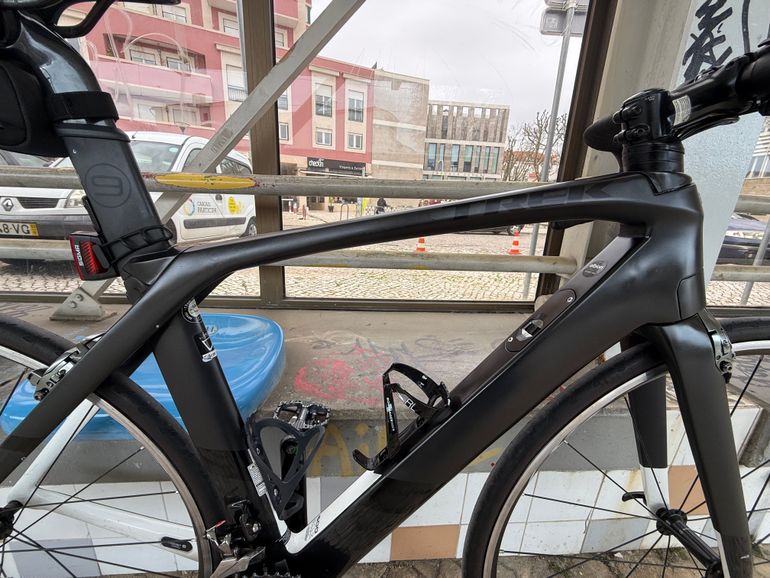 Used Trek Madone SRAM Red 2016 Road & Gravel — image 3 of 7