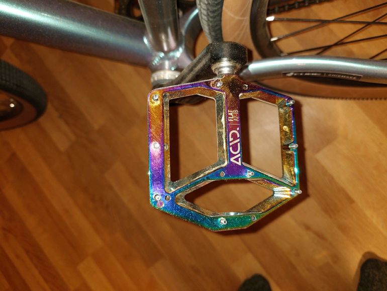 Used CUBE FLYING CIRCUS 2023 2023 Mountainbike, Purple, 26 — image 4 of 5