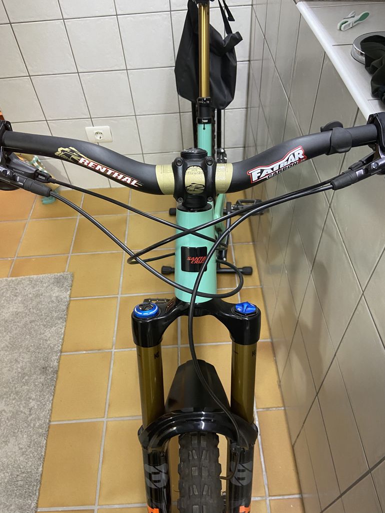 Used Santa Cruz Megatower CC 2020 Mountainbike, Green — image 3 of 3
