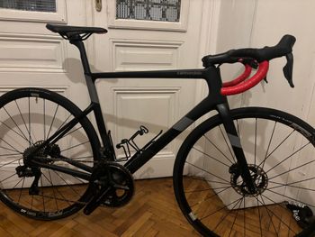 Used Cannondale SuperSix EVO Carbon Disc 105 Di2 2023 2023 Road & Gravel, Black — image 7 of 7