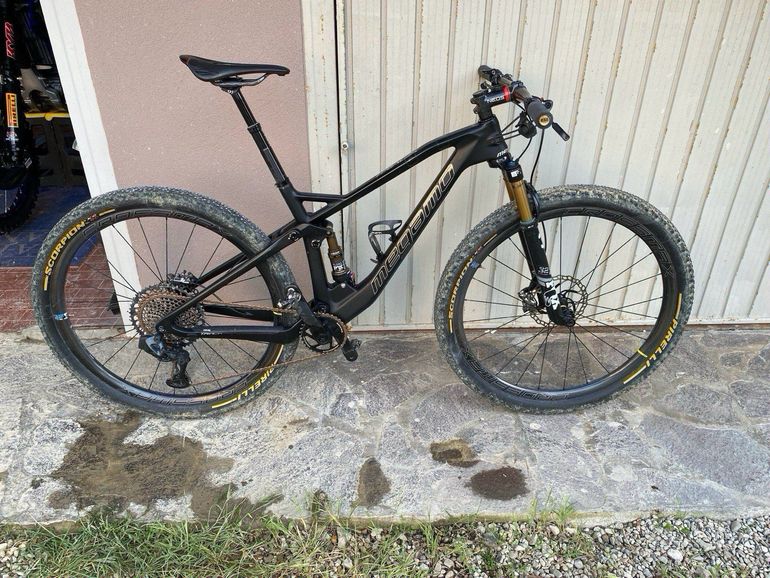 Used Megamo Track SRAM XX1 Eagle AXS 2021 Mountainbike, Black, 29 — image 1 of 8