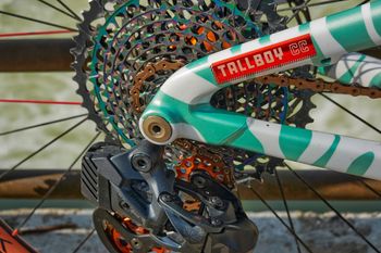 Used Santa Cruz Tallboy Ltc CC 2019 Mountainbike, White — image 3 of 3