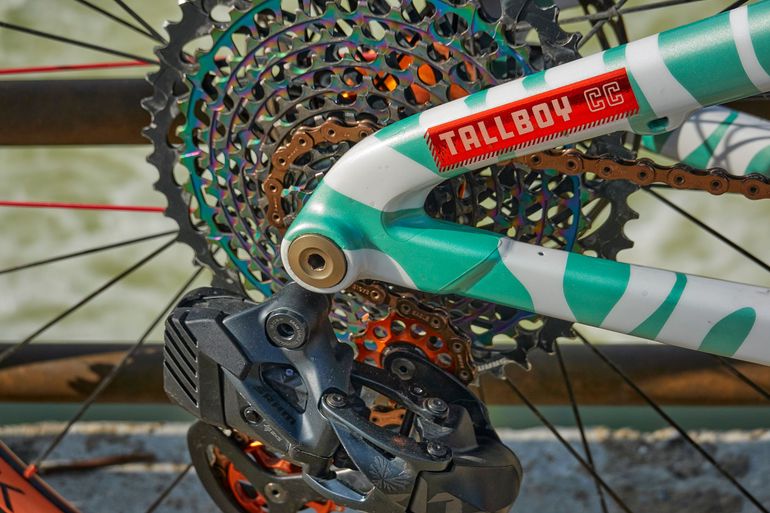 Used Santa Cruz Tallboy Ltc CC 2019 Mountainbike, White — image 3 of 3