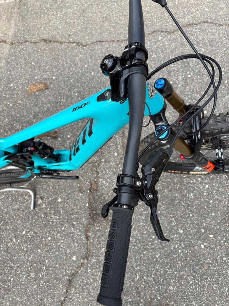 Tweedehands Yeti 160E T1 2022 2022 Mountainbike — afbeelding 2 van 7