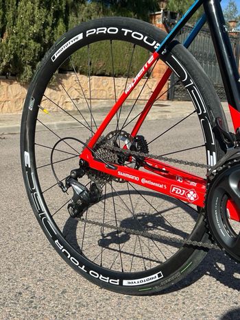 Used Lapierre Xelius SL 600 Ed FDJ Le Tour de France 2019 Road & Gravel — image 17 of 24