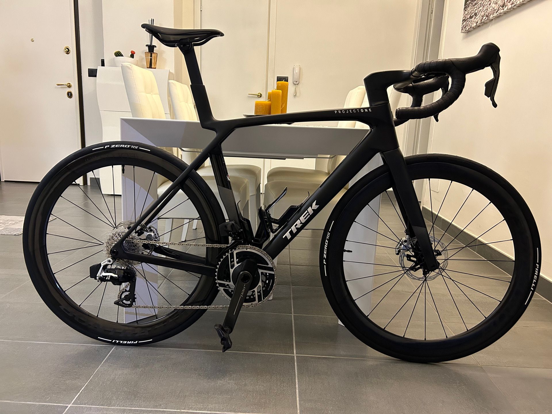 Trek Madone SLR AXS Gen 2025 2025