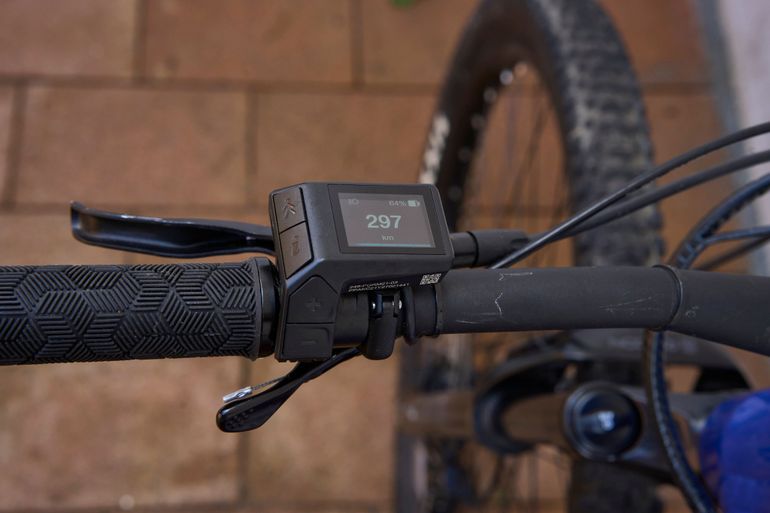 Tweedehands Giant Stance E+ 1 2022 2022 Mountainbike — afbeelding 8 van 43