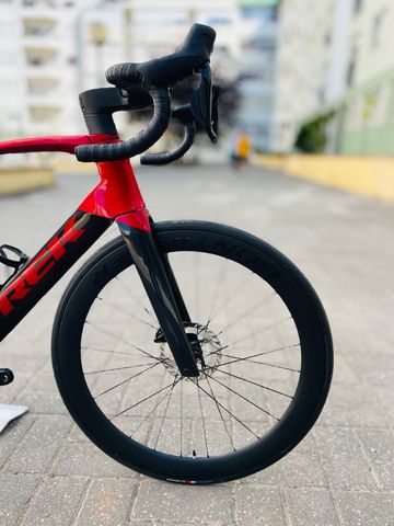Gebrauchtes Trek Madone SLR 8 2019 2019 Road & Gravel, Schwarz — Bild 4 von 8