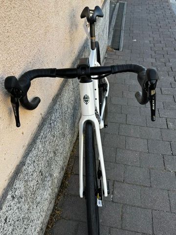 Used Bianchi Sprint - 105 2026 Road & Gravel, White — image 3 of 4
