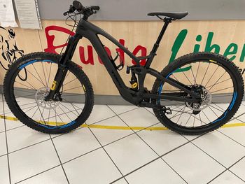 Trek Fuel EXe 9.8 XT 2023 2023 Mountainbike usato, Nero — immagine 3 di 6