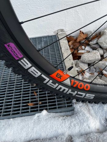 Lapierre Spicy CF 7.9 2022 Mountainbike usato, Grigio chiaro — immagine 4 di 8