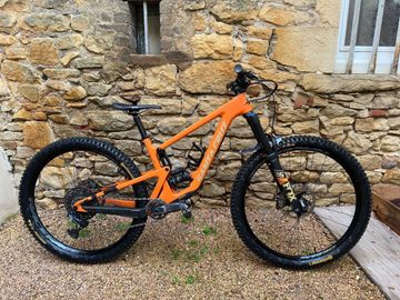 Used Santa Cruz HIGHTOWER S / Carbon C / 29 2022 2022 MTB