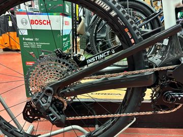 Used ROCKY MOUNTAIN POWERPLAY INSTINCT SL C70 2025 2025 Mountainbike, Black — image 3 of 6