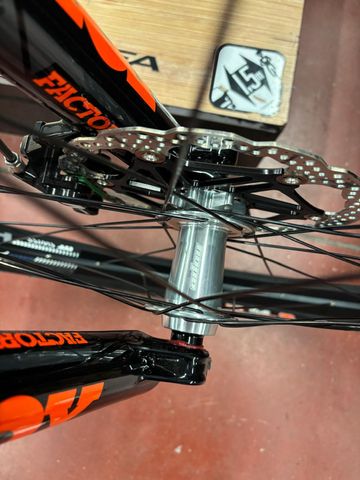 Used Whyte Elyte EVO Stag works 2025 Mountainbike, Red — image 5 of 8