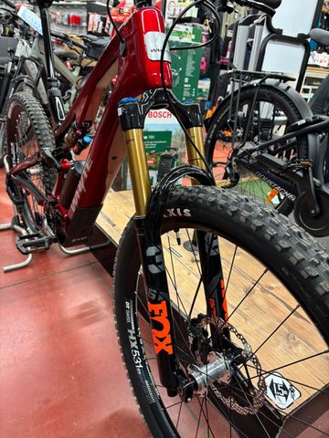 Used Whyte Elyte EVO Stag works 2025 Mountainbike, Red — image 4 of 8