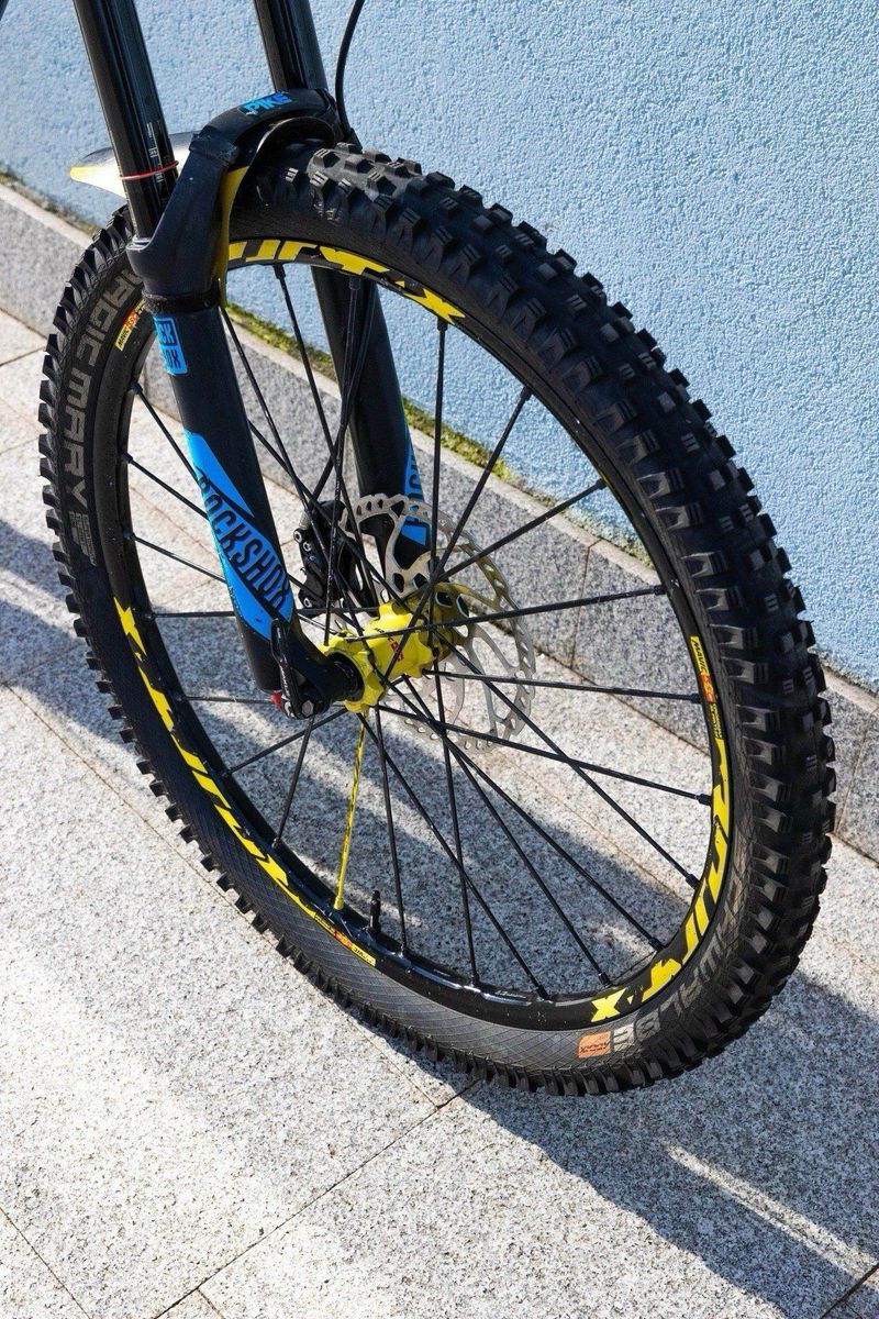 Canyon Strive CF 9.0 Team 2018 2018 Mountainbike d'occasion — image 7 sur 8