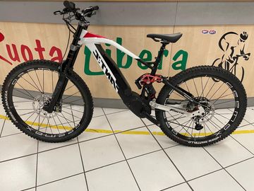 Fantic XXF 2.0 Race 2022 2022 Mountainbike usato, Bianco — immagine 2 di 9