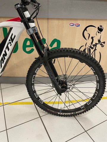 Fantic XXF 2.0 Race 2022 2022 Mountainbike usato, Bianco — immagine 7 di 9