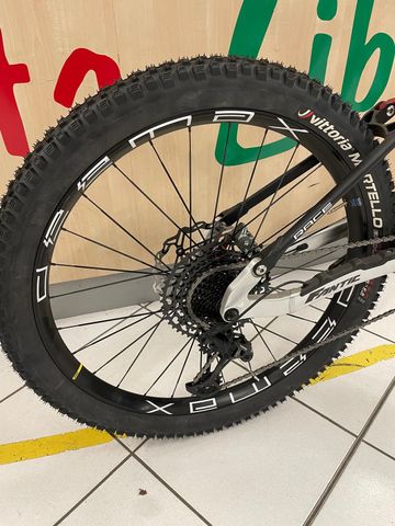Fantic XXF 2.0 Race 2022 2022 Mountainbike usato, Bianco — immagine 9 di 9