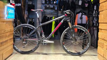 Used Trek Elite Carbon 9.8 2010 MTB
