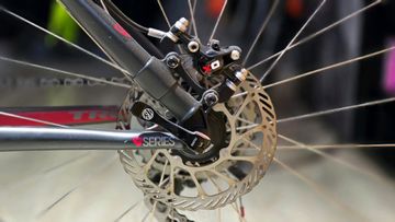 Used Trek Elite Carbon 9.8 2010 Mountainbike, Black — image 11 of 12