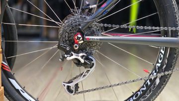 Used Trek Elite Carbon 9.8 2010 Mountainbike, Black — image 3 of 12