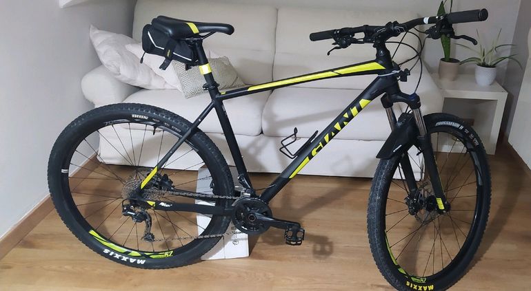 Used Giant Talon 29 2 2018 2018 Mountainbike — image 2 of 6