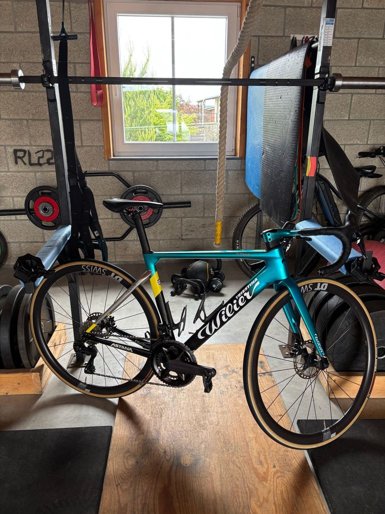 Used Wilier Filante Shimano Ultegra Di2 2023 Road & Gravel, Blue — image 1 of 7