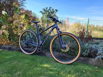 Used Scott Scale 940 2022 2022 Mountainbike, Light Gray, 29 — image 2 of 8
